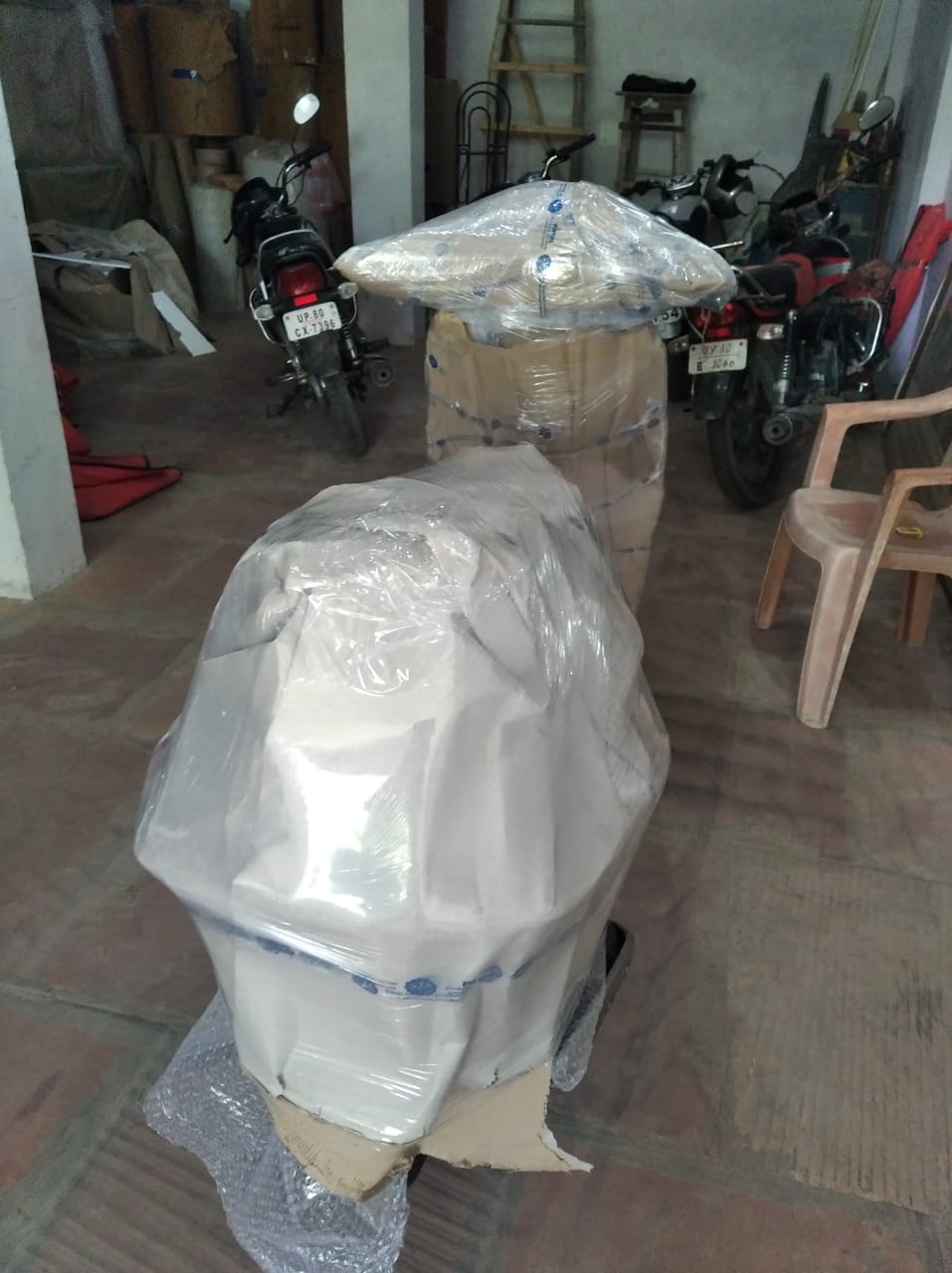 Customer testimonial about professional packing and unloading